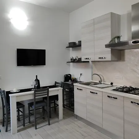 Apartment Con Giardino I Girasoli - Cin It 09006 - 9 C 2000 R4042- *